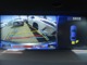 純正ナビ画面にはギアをリバースにれて頂ければ、クリアランスソナーの車両の疑似映像と共に障害物とリヤカメラの映像が画面に表示される機能が装備されており、駐車や車庫入れが俄然楽々になりました。