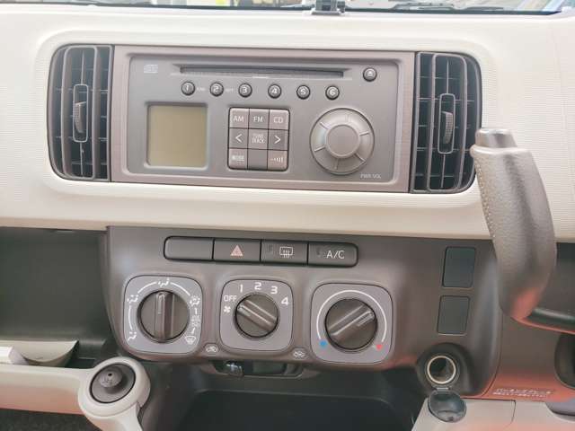 トヨタ パッソ 1.0 X 純正CD・社外LED・キーレス 岡山県の詳細画像 その7