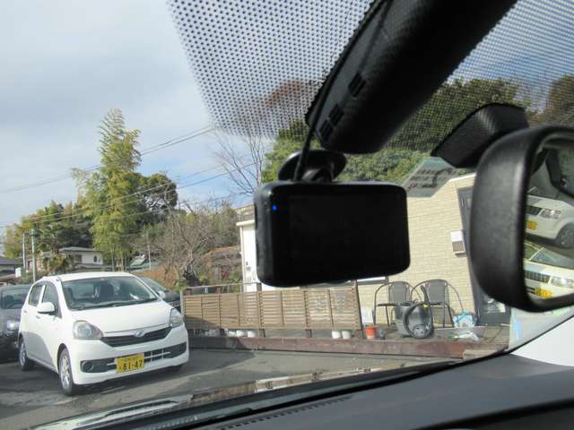 トヨタ プリウス 1.8 S 20インチAW カロ9インチナビ 神奈川県の詳細画像 その14