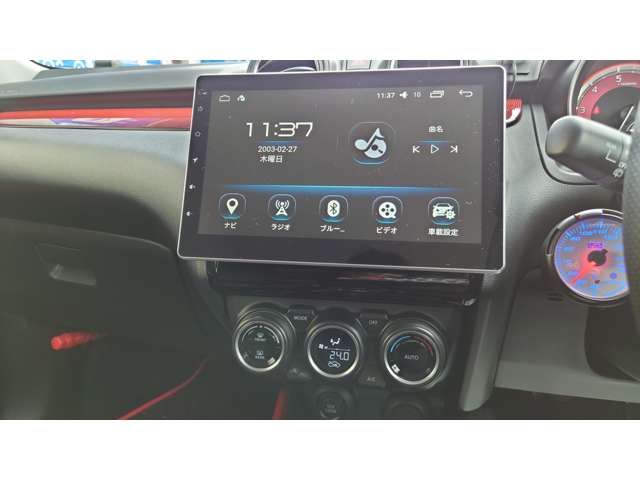 社外ディスプレイオーディオ！Bluetoothつきでお好きな音楽でドライブを楽しむ事ができます(*^^*)