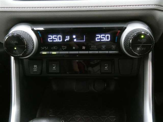トヨタ RAV4 2.0 G Zパッケージ 4WD TSS フルセグ付TCナビ LED 岐阜県の詳細画像 その15