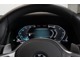 トップ・ビュー+サイドビュー・カメラ：　車両周辺を真上からみた画像を合成して表示しドライバーに認識させるトップビュー機能と、サイドビューカメラが視認性を高め、快適かつ安全なドライブに貢献します。
