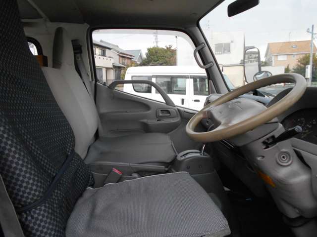 トヨタ トヨエースルートバン 4.0ディーゼルターボ 最大積載量2000kg 観音開き 愛知県の詳細画像 その18