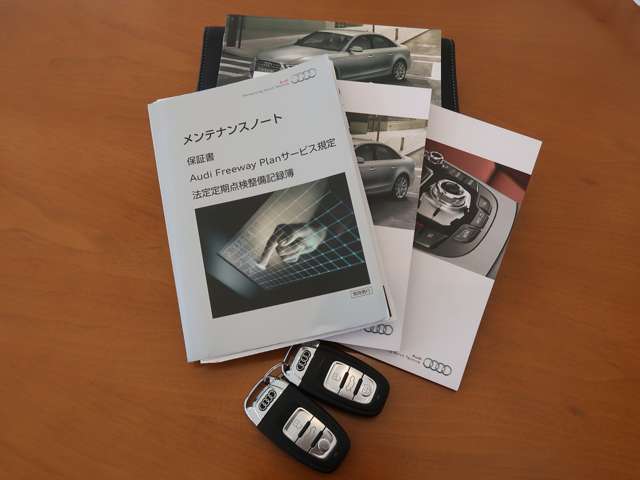 アウディ A4アバント 2.0 TFSI ブラックレザーシート 車検R7年3月 東京都の詳細画像 その8