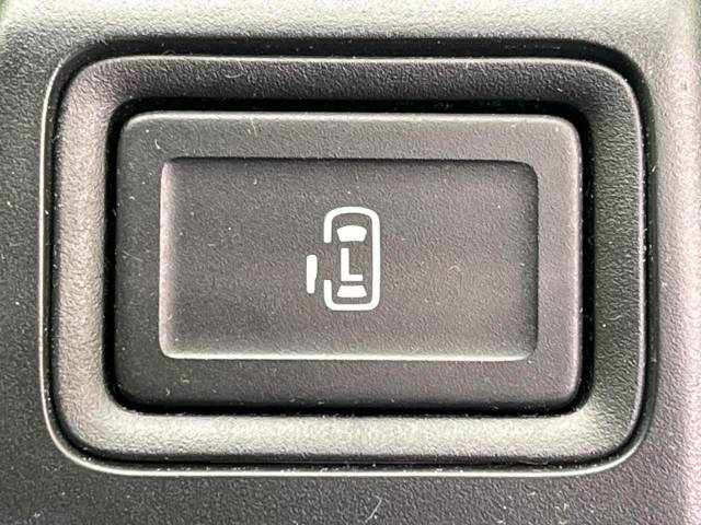 【問合せ：０７７６－５３－４９０７】【パワースライドドア】スマートキーや運転席のスイッチでスライドドアの開閉が可能♪電動だから力を入れてドアを開ける必要がありません。