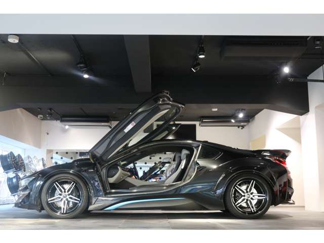・エクステリアリニューカー(オールペイント）・・・848,000円（税別）BMW純正ブラック ブラックサファイア