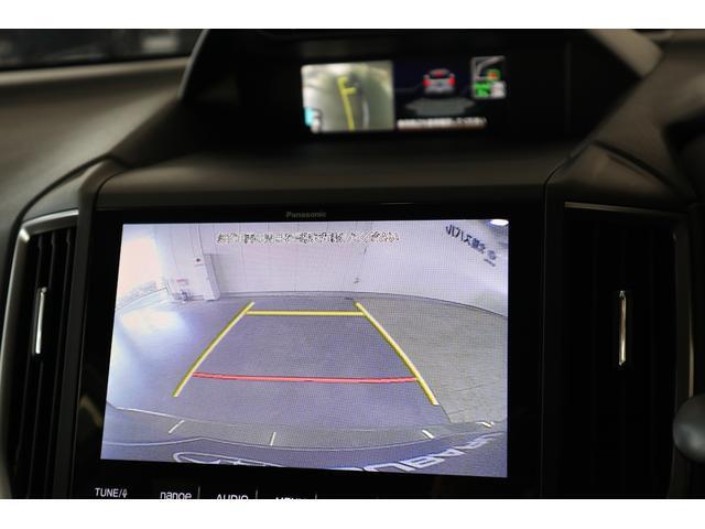バックカメラ画像にはガイド線が表示できます！MFD連携で車庫入れ安心！