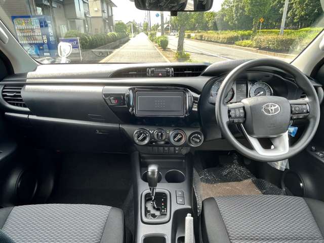 トヨタ ハイラックス 2.4 X ディーゼルターボ 4WD  岡山県の詳細画像 その18