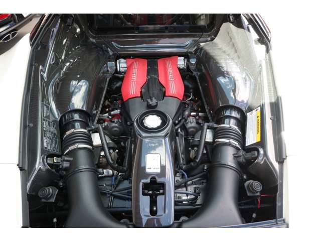 フェラーリ 488GTB F1 DCT 正規ディ-ラ-車 ツートンペイント 岐阜県の詳細画像 その16