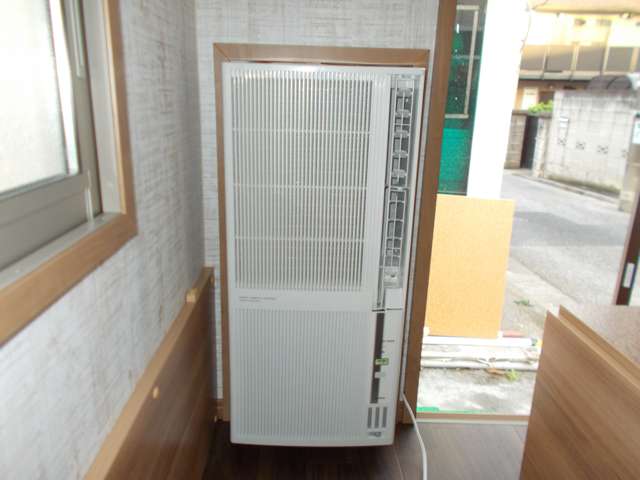 シェル内　ルームエアコン冷暖房完備。数々のオプションが付いてこの価格