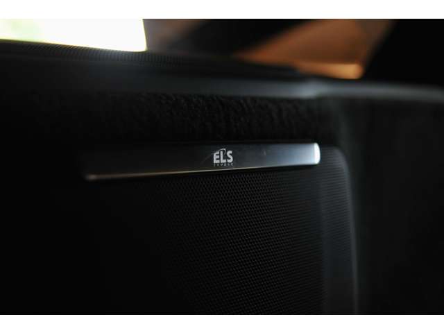 NSXのために設計された「ELS Studio プレミアムオーディオシステム」。爽快な走りと共に良質な音楽もお楽しみいただけます。