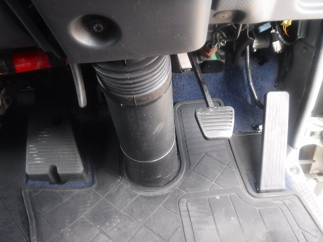 マツダ タイタン 超低床 DPD装置 アイドリングストップ 燃料タンク63L  スチール荷台 大阪府の詳細画像 その12
