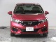 Hondaのデザインアイデンティティーの「ソリッド・ウイング・フェイス」を具現化しました。Hondaの象徴「H」マークを中心にフロントグリルからヘッドライトまでを1つのつながりとしてデザインしました。