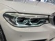 BMWでは古くから４つのリングが伝統のヘッドライトで御座います。