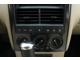 運転席メーターディスプレイの操作ボタン＆スリップ防止のトラクションコントロールＯＦＦスイッチ＆２ＷＤ、４ＷＤ切り替えスイッチ＆エアコン操作パネルでございます。