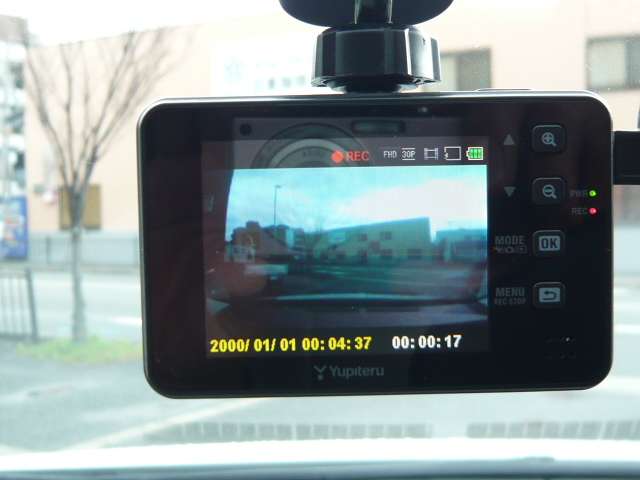 トヨタ プリウス 1.8 S フルセグナビ・Bカメラ・ETC・ドラレコ 大阪府の詳細画像 その10