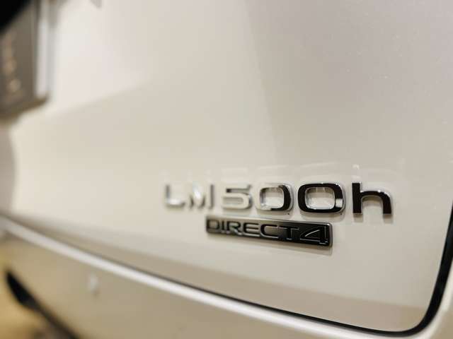 レクサス LM 500h エグゼクティブ 4WD 走行600キロ Modelistaフルエアロ 愛知県の詳細画像 その12