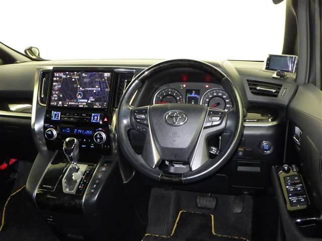 トヨタ ヴェルファイア 2.5 Z Aエディション ゴールデンアイズ 4WD フルセグBカメETCドラレコ後席モニター 愛知県の詳細画像 その8