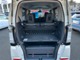 マルチボードを使って車中泊を楽しんだり、N BOXよりさらに床が低くて荷物が積みやすい荷室