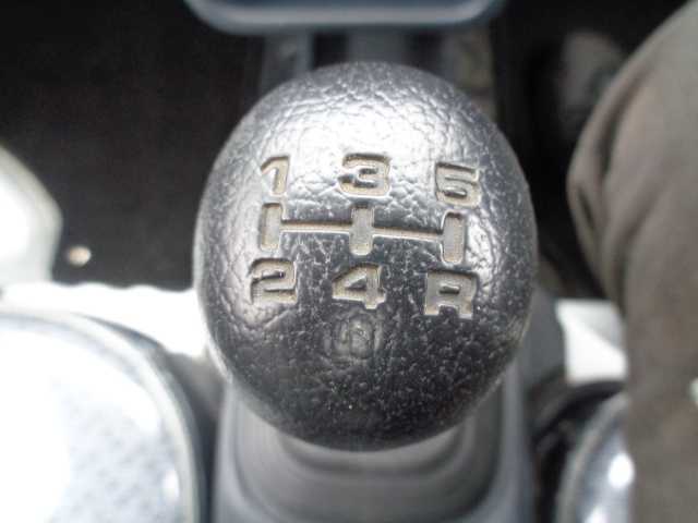 日産 NT100クリッパー 660 DX 4WD MT5速 エアコン パワステ 長野県の詳細画像 その11