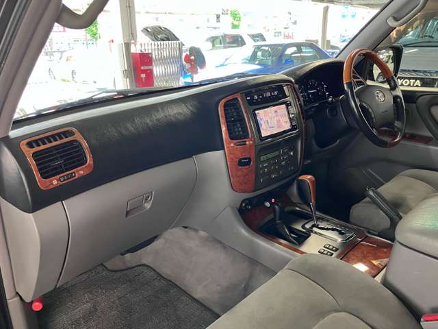 2005 Toyota Land Cruiser 100 – thumbnail 30