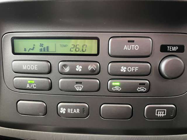 2005 Toyota Land Cruiser 100 – thumbnail 40