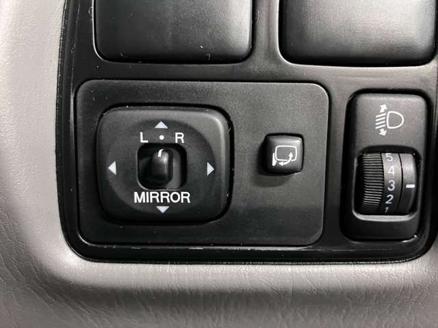 2005 Toyota Land Cruiser 100 – thumbnail 45