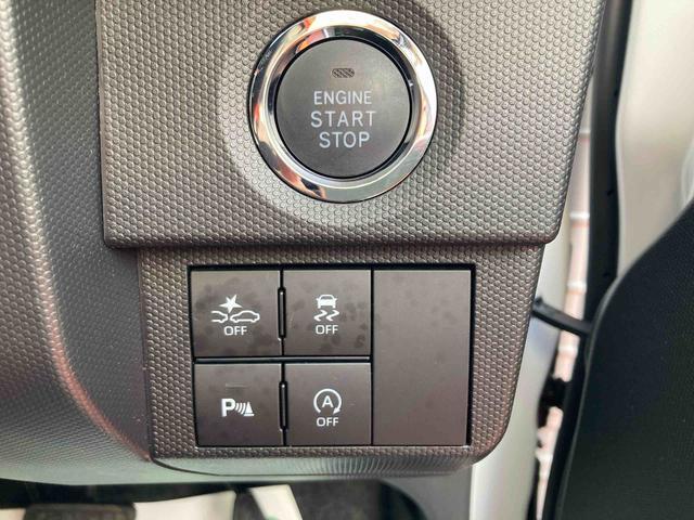 ボタンスタート式☆電子カードキーを携帯していれば、ブレーキを踏みながらボタンを押すだけでエンジンの始動がスマートに行えます！