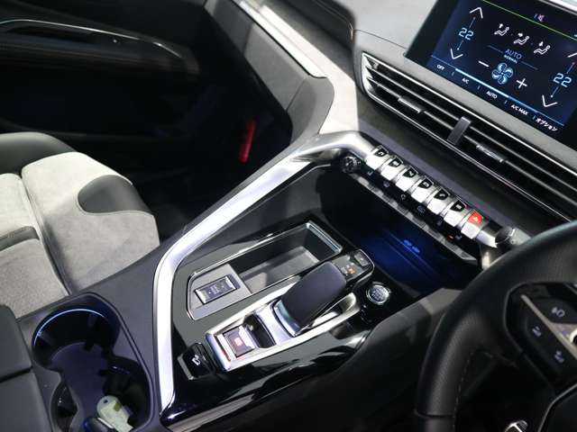 プジョー 3008 GT ハイブリッド4 4WD 当社デモカー ACC バックカメラ 禁煙 群馬県の詳細画像 その18