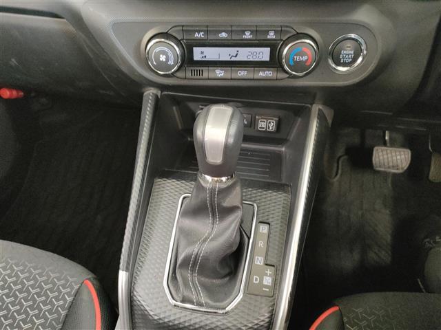 トヨタ ライズ 1.0 Z 4WD 寒冷地 ナビ 全方位 Bカメ 夏タイヤあり 滋賀県の詳細画像 その11