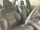 メルセデスのシートは、少し硬めに出来ておりますので、長時間の運転でも疲れにくく、安全にドライビングをお楽しみ頂けます