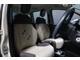 ●『FIATパンダ専用シート』パンダ専用のシートがベースとなったお洒落でキュートな車内です♪色々なシーンで活躍してくれます！