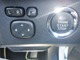 エンジンスタートボタンです！キーが車内にあれば、エンジンの始動・停止はブレーキを踏んでこのボタンを押すだけ☆　ワンプッシュでエンジンＯＮΣ(・ω・ノ)ノ！