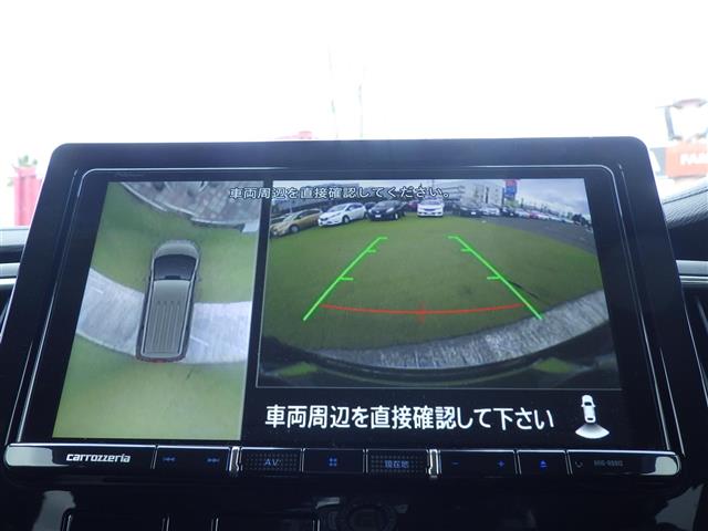 【マルチアラウンドビューモニター】上空から見下ろしたような映像をナビ画面に映し出し周囲の状況を確認しながらの走行、駐車が可能となっております！