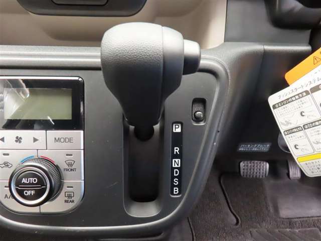 トヨタ パッソ 1.0 モーダ S スマートアシスト2・純正SDナビ 石川県の詳細画像 その12