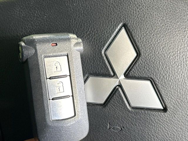 2011 Mitsubishi Delica D:5 – thumbnail 44