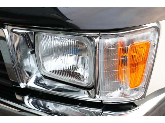 トヨタ ハイラックス シングルキャブ 2.0G SR 4WD サンルーフ USベッド リフトアップ 宮城県の詳細画像 その12