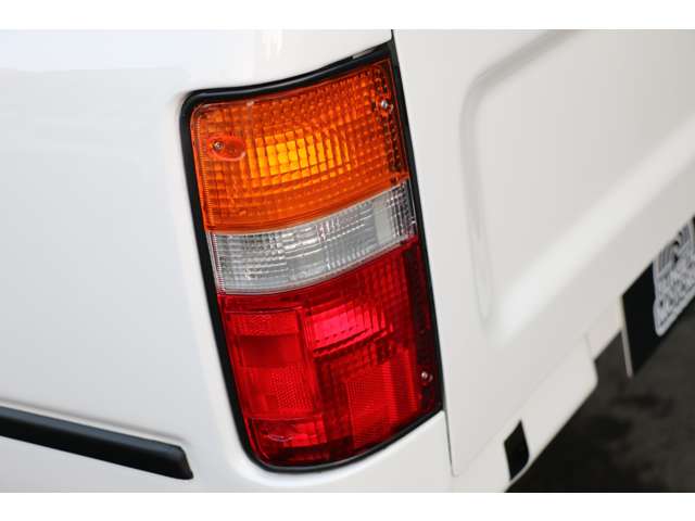 トヨタ ハイラックス シングルキャブ 2.0G SR 4WD サンルーフ USベッド リフトアップ 宮城県の詳細画像 その16