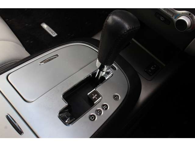 日産 ムラーノ 3.5 350XV FOUR モード ビアンコ 4WD 後期型 BOSE 白本革 ツインサンルーフ 埼玉県の詳細画像 その17