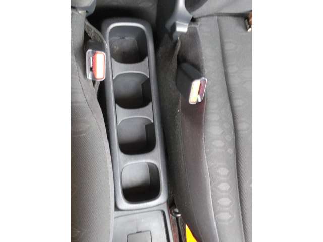 トヨタ ラクティス 1.3 X ウェルキャブ 車いす仕様車スロープタイプ タイプI 助手席側リアシート付 ナビ DVD再生 ETC リモコンスタータ 茨城県の詳細画像 その16