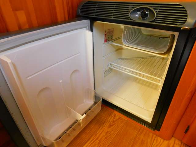 エンゲルDC12V　４０L冷蔵庫