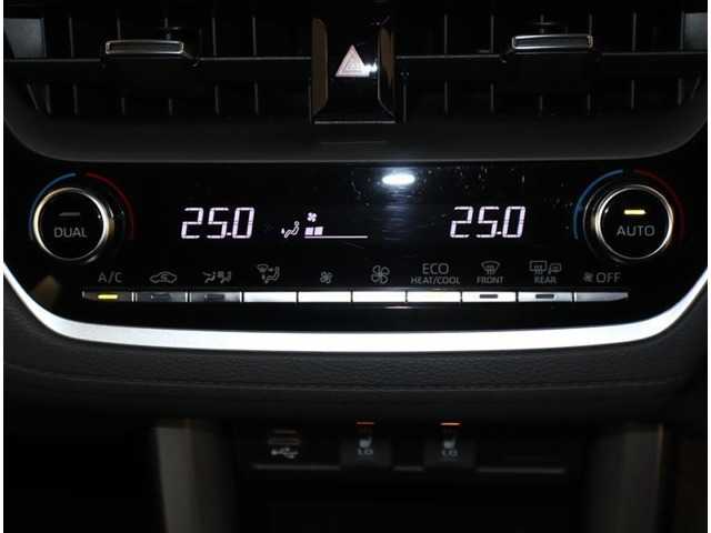 トヨタ カローラクロス 1.8 ハイブリッド Z 衝突回避LEDライトETCフルセグナビ 大阪府の詳細画像 その12