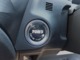 エンジンスタートの瞬間から、特別な車であることを主張するTOM'sロゴ入りプッシュスタートボタン。純正LED透過式になっておりますので、Tom'sロゴが点灯します。