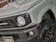 2インチリフトアップ RAYSベルサスホイール ジオランダーX-ATタイヤ ハニカムメッシュグリル SUZUKIエンブレム LEDスモークウィンカー フロントアンダーガード フロントカメラ 衝突軽減ブレーキ 純正フロアマット