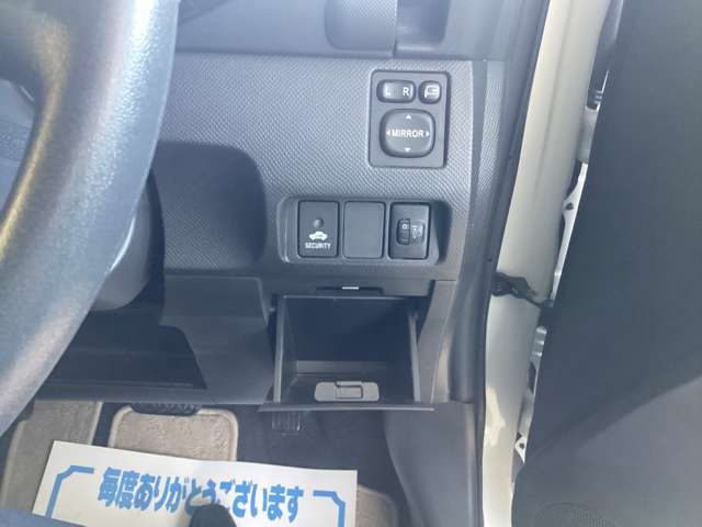 トヨタ ラクティス 1.5 X 4WD  岩手県の詳細画像 その13