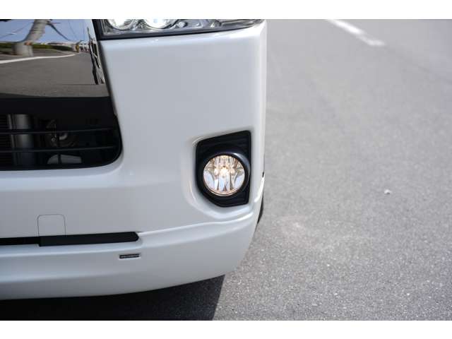 トヨタ ハイエースバン 2.8 スーパーGL ダークプライムII ロングボディ ディーゼルターボ 車中泊ベットキット 15インチAWタイヤ 大阪府の詳細画像 その10