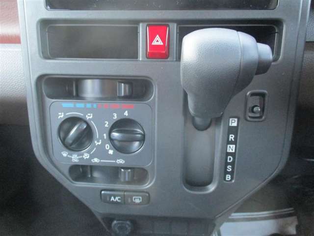 トヨタ ルーミー 1.0 X 4WD メモリーナビ バックモニター 寒冷地仕様 北海道の詳細画像 その16