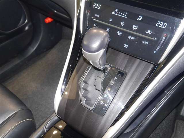 トヨタ ハリアー 2.0 エレガンス 4WD 衝突被害軽減ブレーキ・バックモニター付 北海道の詳細画像 その6