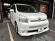 トヨタ ヴォクシー 2.0 ZS ワンオーナー 禁煙車 ワンセグ 福岡県の詳細画像 その2