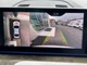 ◆トップビューカメラ『車載のカメラを駆使し、車を真上から見下ろしている映像に変換、センターディスプレイに表示させ、安全な駐車をサポート。縦列駐車や狭い場所への駐車に大きく役立ちます。』